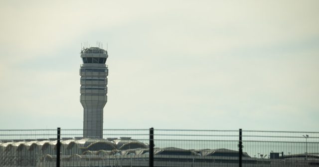 Shortly Before Fatal Crash, Jet Pilot Was Asked to Change Runways