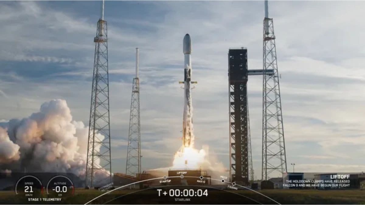 SpaceX Falcon 9 Deploys 21 Starlink Satellites, Enhancing Mobile Connectivity