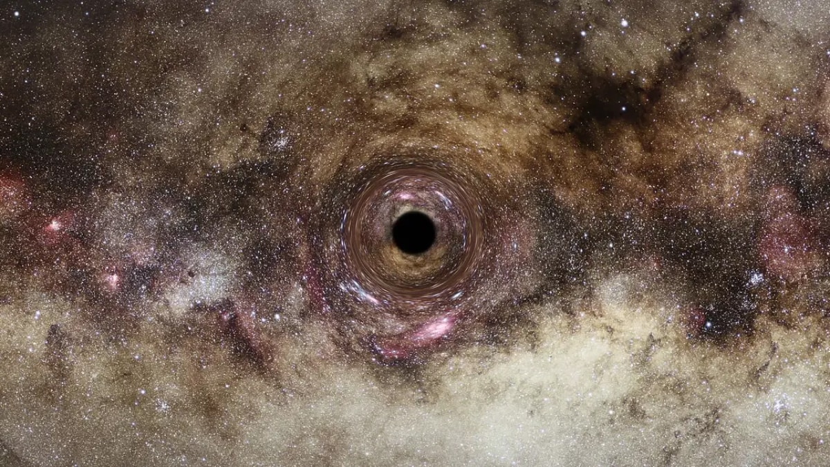 Astronomers Spot Hundreds of Hidden Supermassive Black Holes Using Infrared