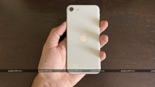 iPhone SE (2022) Inventory Running Low as iPhone SE 4 Launch Nears: Mark Gurman