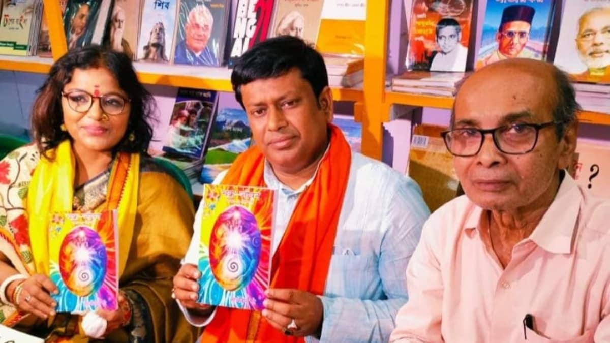 More Than A Bong Term: Saffron Appeal To Shed ‘Bohiragoto’ Tag In Bengal