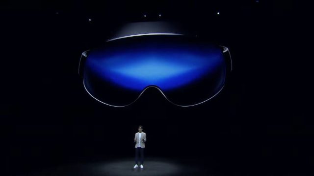 Samsung Teases XR Headset With Multimodal AI Capabilities, Smart Glasses at Galaxy Unpacked 2025