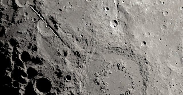 Grand Canyons on the Moon Were Made in a Matter of Minutes