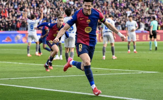 La Liga: Robert Lewandowski Earns Barcelona Win Over Alaves To Preserve Title Hopes