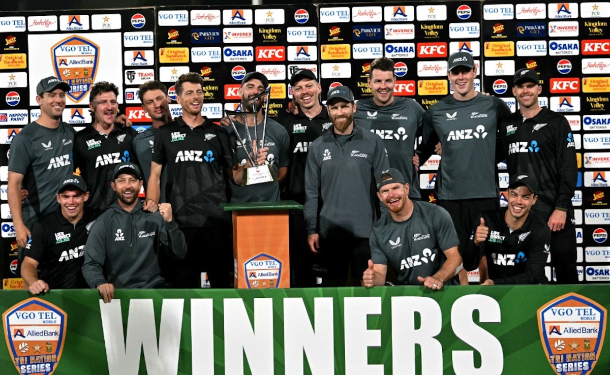 Clinical New Zealand Thump Pakistan To Win Tri-Nations Final