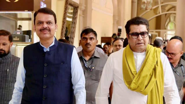Fadnavis Arrives At Raj Thackeray’s Residence, Holds Meet For First Time Since Taking Over As CM