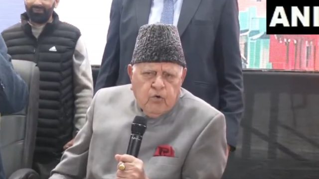 Farooq Abdullah On Maha Kumbh Holy Dip: ‘I Bathe Every Day At Home’ | Video