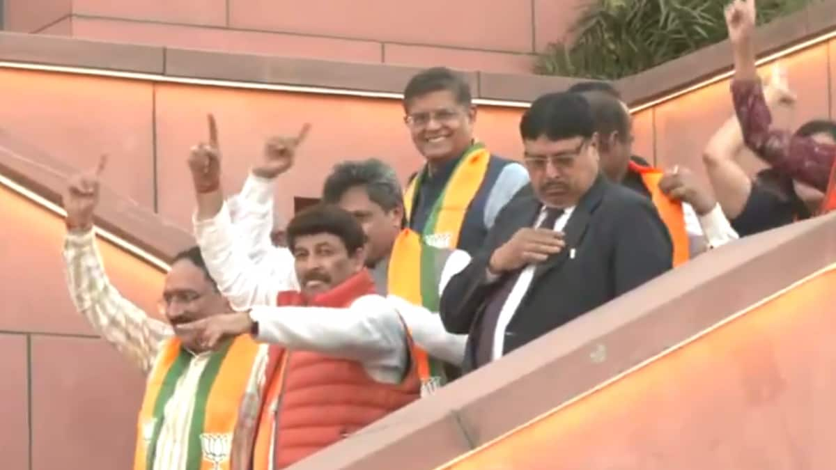 BJP Leaders Slay Dance Moves, Celebrate As Party Clinches Capital Crown | Watch