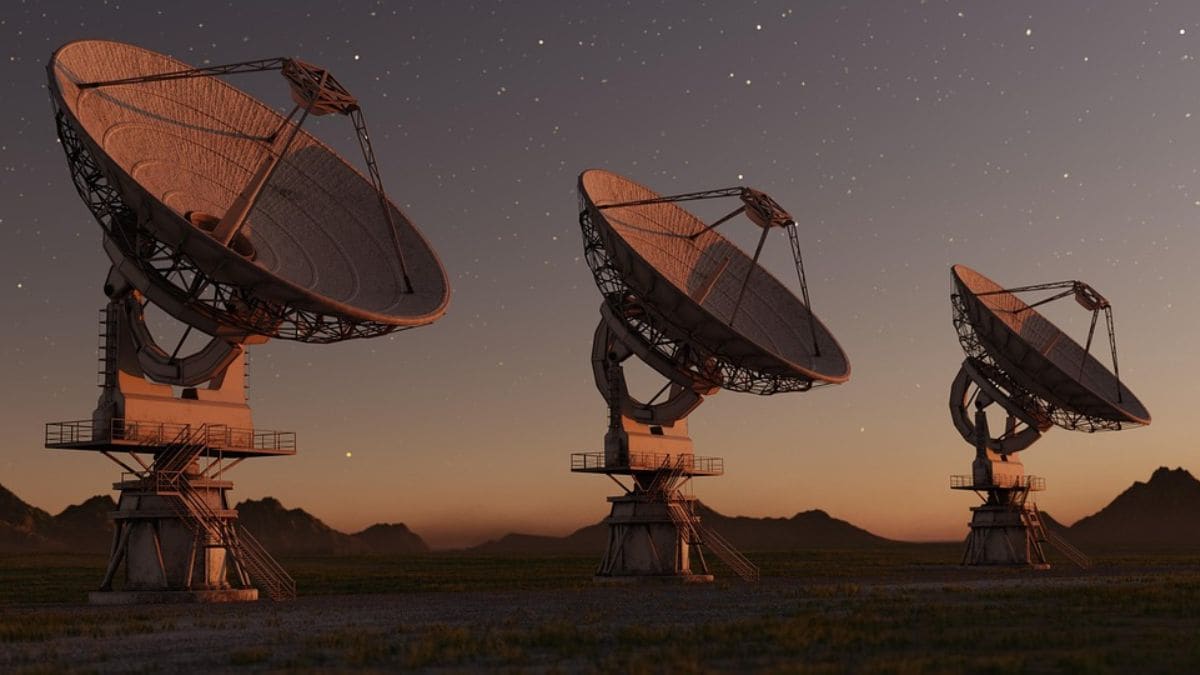 Strange Fast Radio Bursts Emerge from an Ancient Dead Galaxy, Baffling Scientists