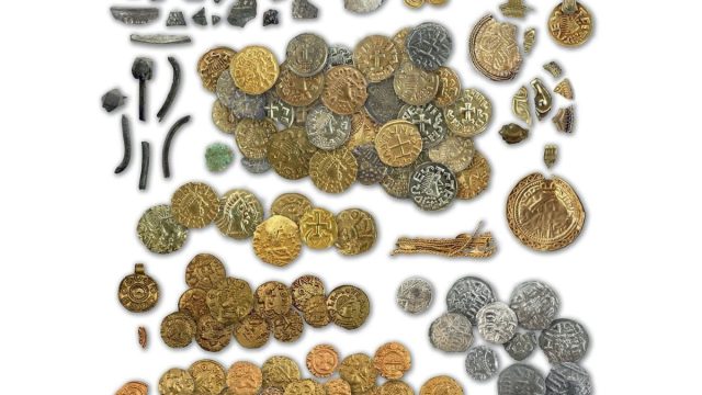 1,300-Year-Old Gold Hoard Found Near Dutch Village Hints at Pagan Rituals
