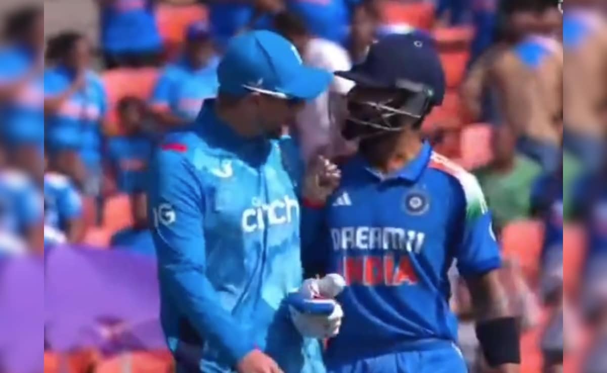 Liam Livingstone Playfully Pokes Fun At Virat Kohli Over DRS Reprieve. This Happens Next. Watch