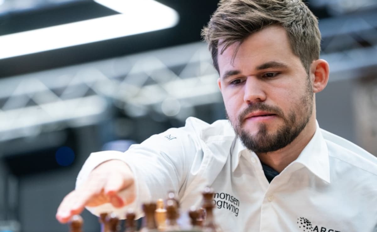 “Will You Resign?”: Magnus Carlsen Accuses FIDE Chief Of Coercion, Broken Promises