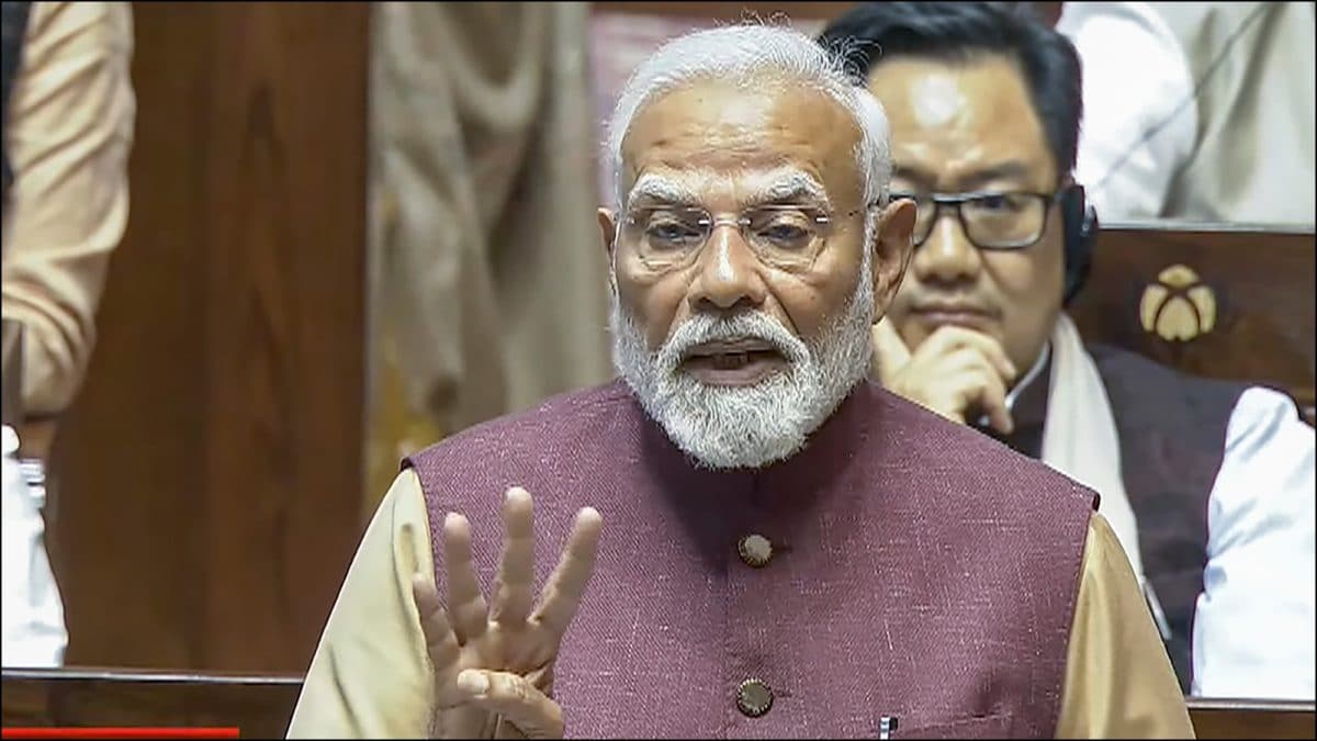 ‘Tamanna Karne Walo Ko…’: PM Modi Turns To Shayari, Launches All-Out Attack On Congress | Watch