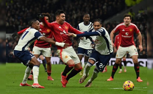 Tottenham Hotspur Beat Manchester United In Battle Of Premier League Strugglers