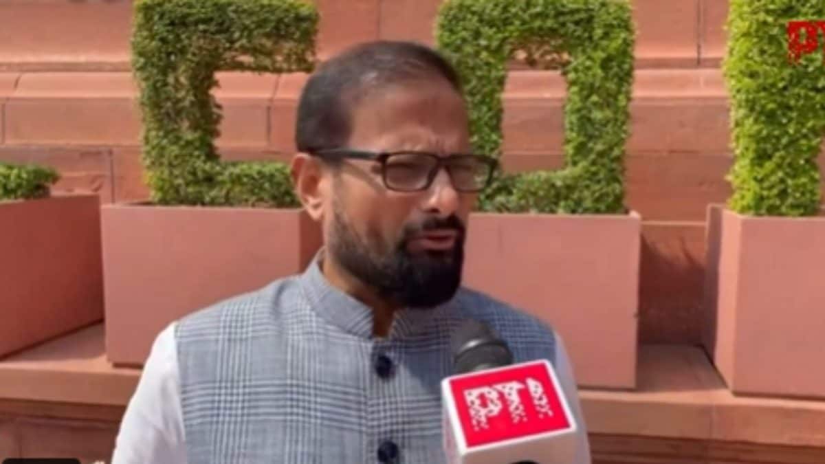 ‘He Looted Nation, Destroyed Temples’: MP Mhaske Reacts To Calls To Destroy Aurangzeb’s Grave In Maharashtra