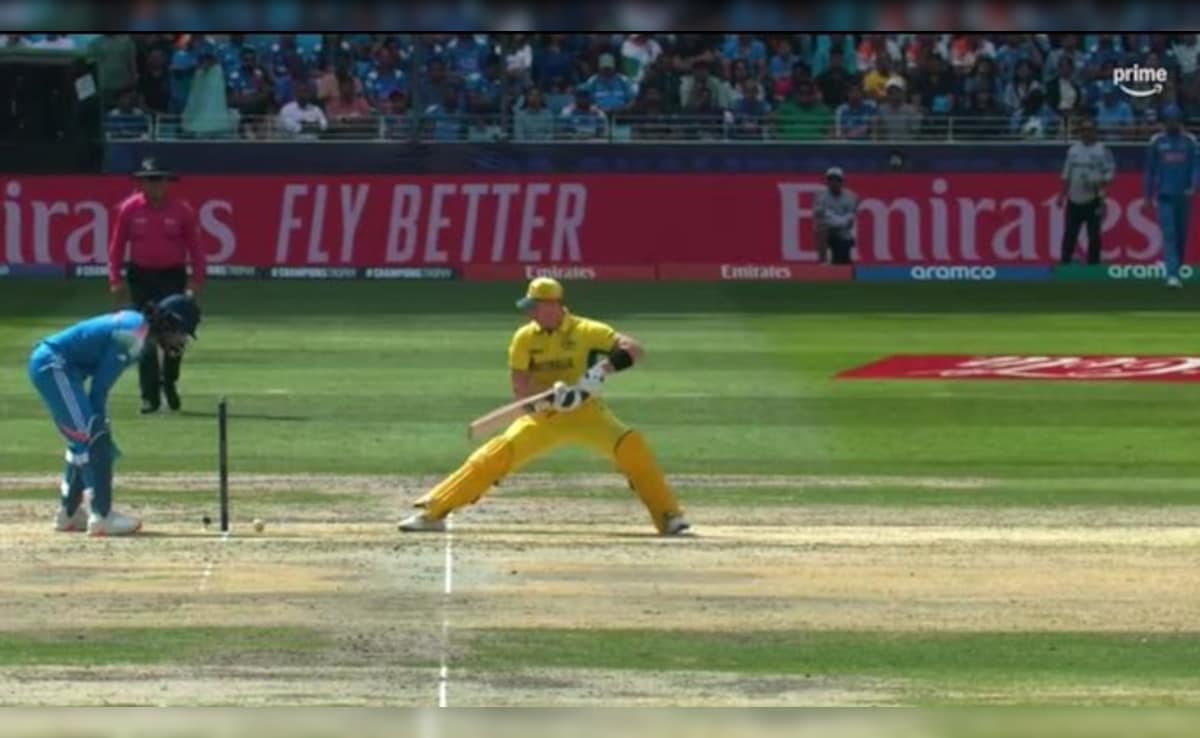 Steve Smith Survives Despite Ball Hitting Stumps In Bizarre Incident During Champions Trophy Semifinal, Video Viral. Watch