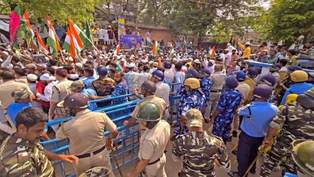 Waqf Act Fallout Sparks ‘Pre-Planned’, ‘Rumour-Driven’ Riots In Murshidabad: Bengal’s Volatile Border Bleeds