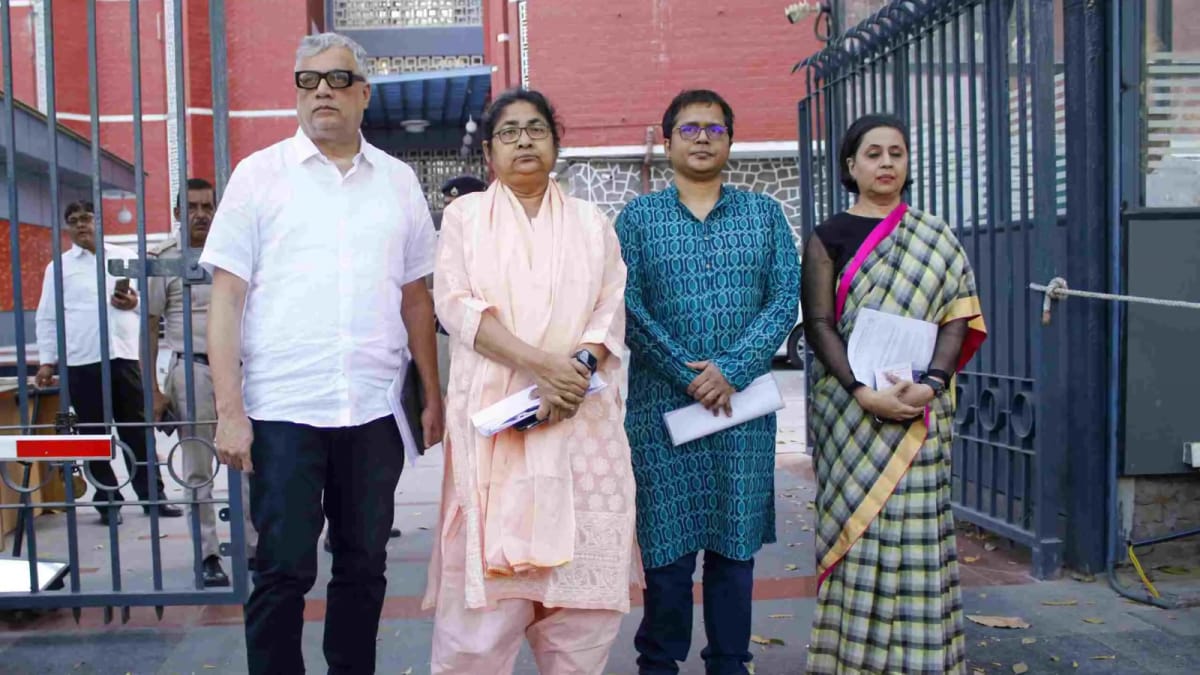 Delhi Court Summons TMC’s Derek O’Brien, Sagarika Ghose, Saket Gokhale In 2024 ECI Protest Case