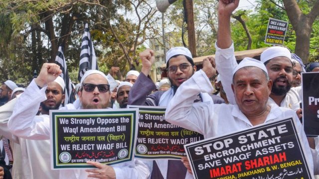 AIMPLB Warns Of Nationwide Protests If Waqf Amendment Bill Is Passed: ‘Won’t Sit Quietly’