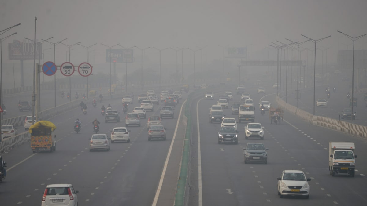 ‘Kejriwal Allowed 1 Lakh Vehicles To Pollute…’: BJP Targets AAP Over CAG Report On Delhi Air Quality