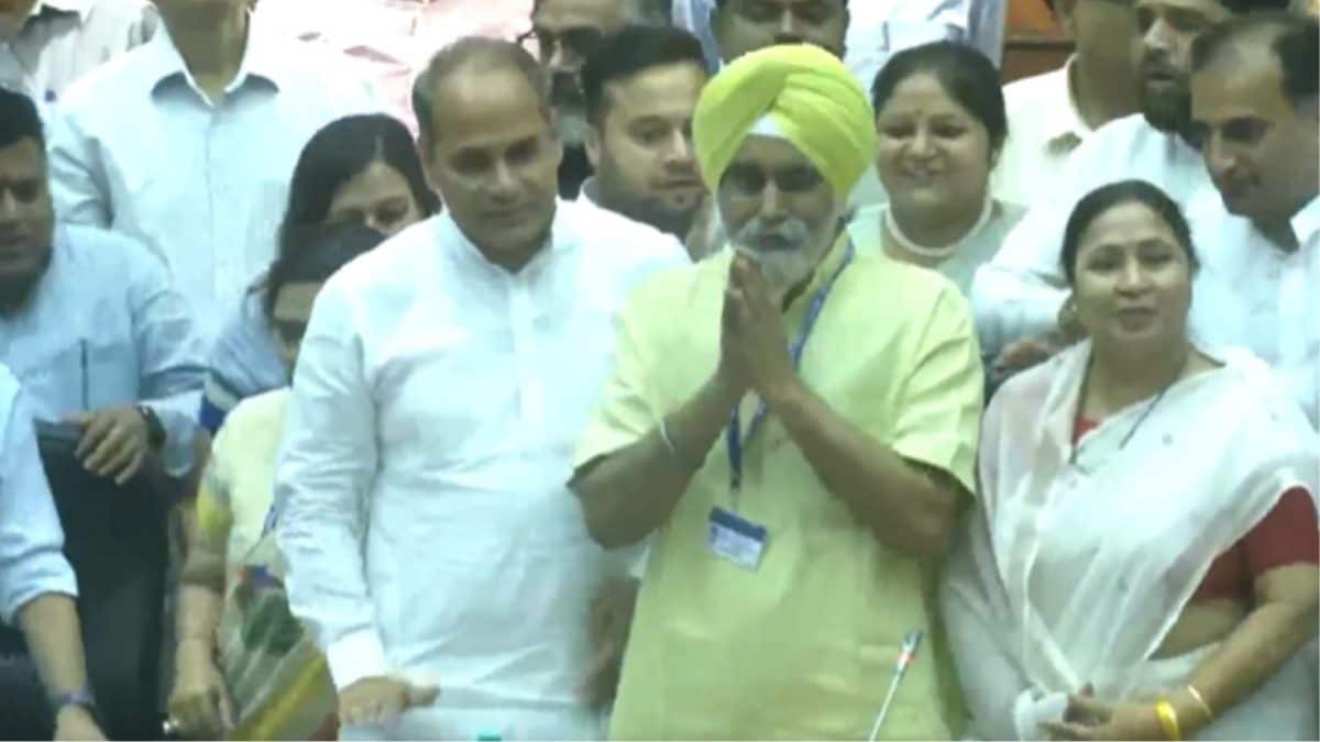 Raja Iqbal Singh Elected New Delhi Mayor, BJP Regains MCD Control After Two Years Gap