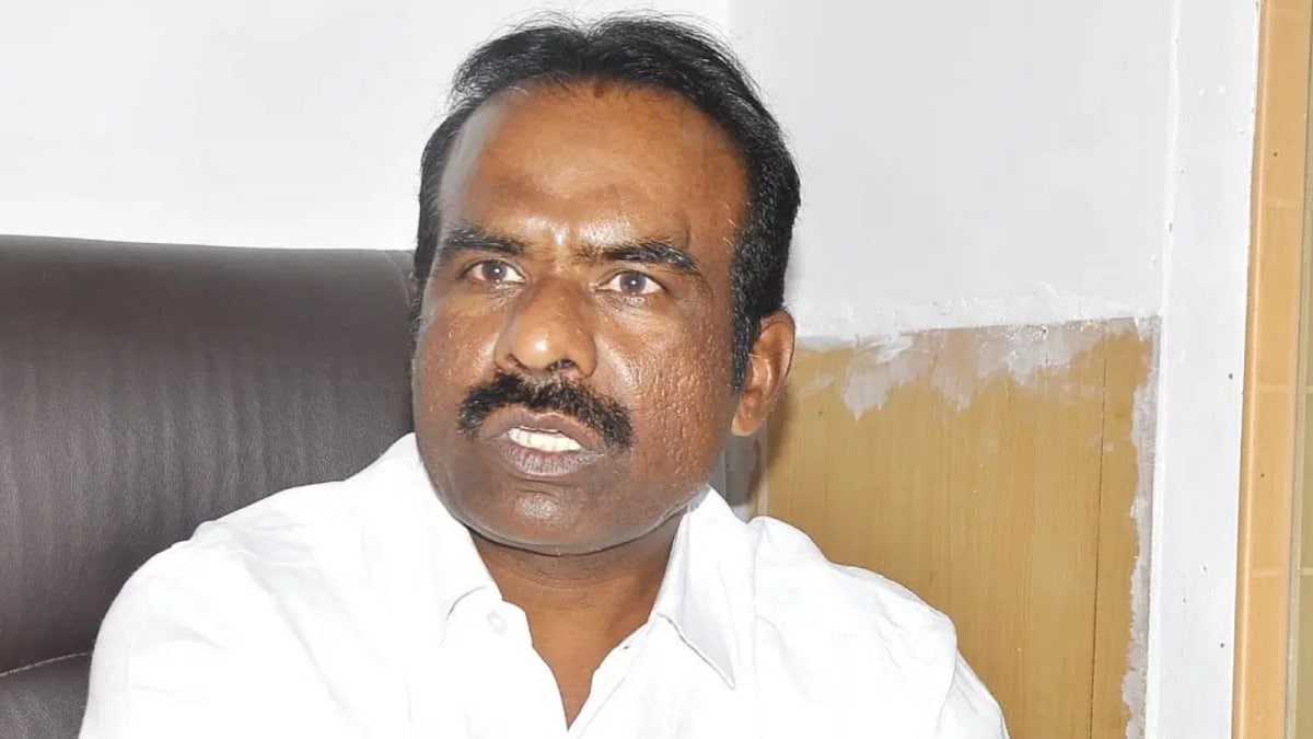 Karnataka BJP Leader Stirs Row After Calling IAS Officer ‘Pakistani’, FIR Lodged