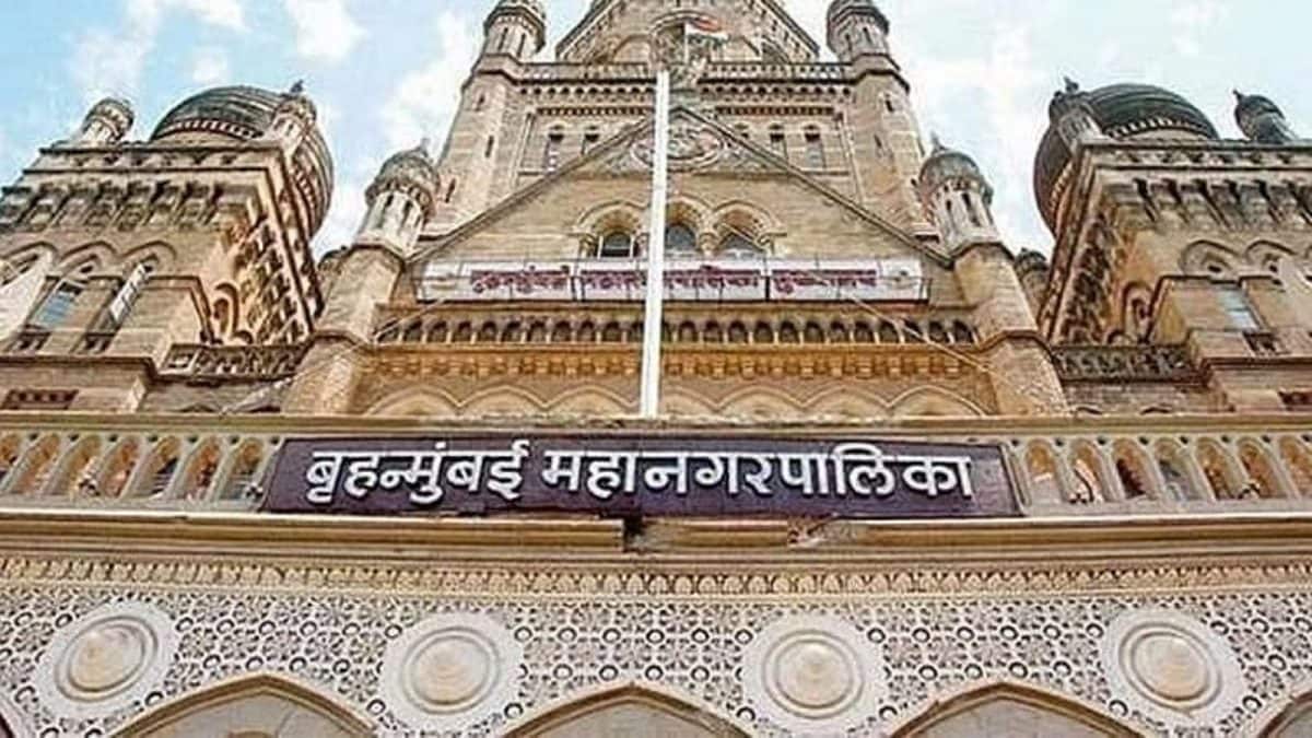 Mumbai’s Poll Mood: BJP Ahead, But Thackeray Legacy Keeps Sena Camps In BMC Fight