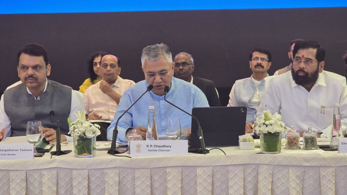 ONOE To Help Focus On Good Governance By Saving Time, Money: Fadnavis, Shinde Appear Before JPC